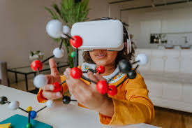 Spatial Attention in VR